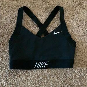 Sports bra